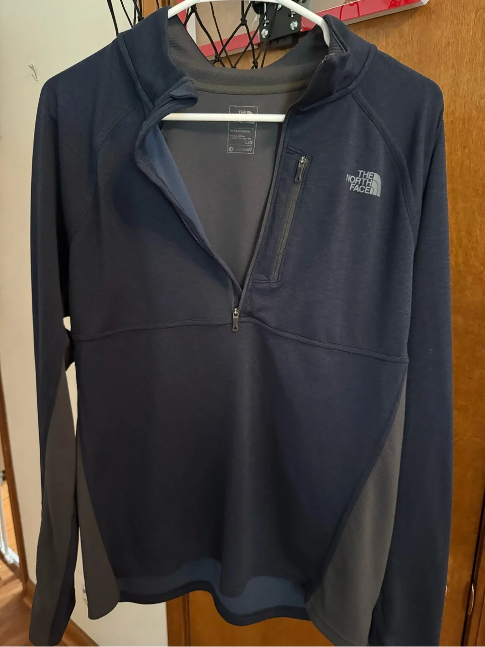 The North Face Men’s Navy Half-Zip Performance Pullover